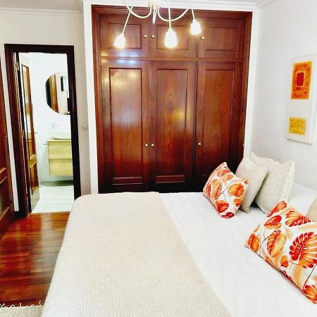 Holibai, Amiguinos, Amplia Vivienda Con Parking Al Lado De La Playa Baiona Exterior foto