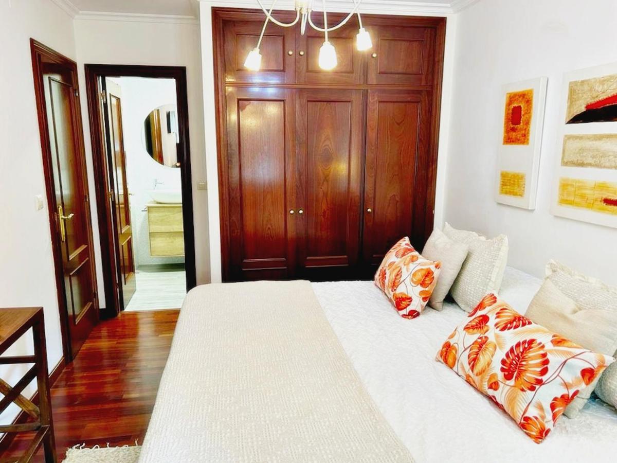 Holibai, Amiguinos, Amplia Vivienda Con Parking Al Lado De La Playa Baiona Exterior foto